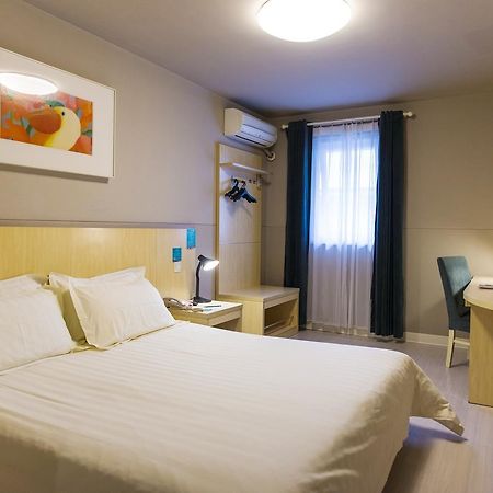Jinjiang Inn Xianning Yinquan Avenue Hot Spring Hotel Extérieur photo
