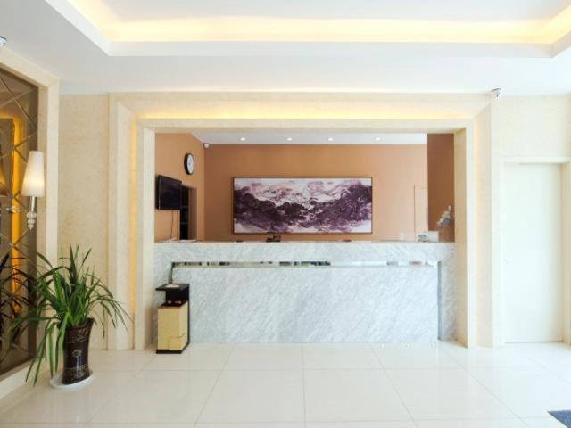 Jinjiang Inn Xianning Yinquan Avenue Hot Spring Hotel Extérieur photo