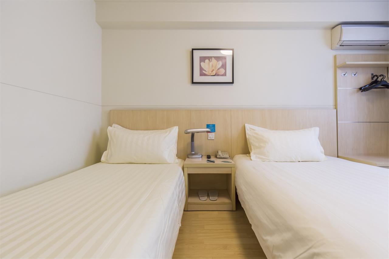 Jinjiang Inn Xianning Yinquan Avenue Hot Spring Hotel Extérieur photo